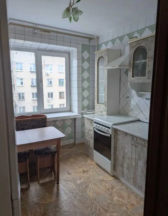 Hg8 Selling a 3-room apartment in the Kholodnogorsk district