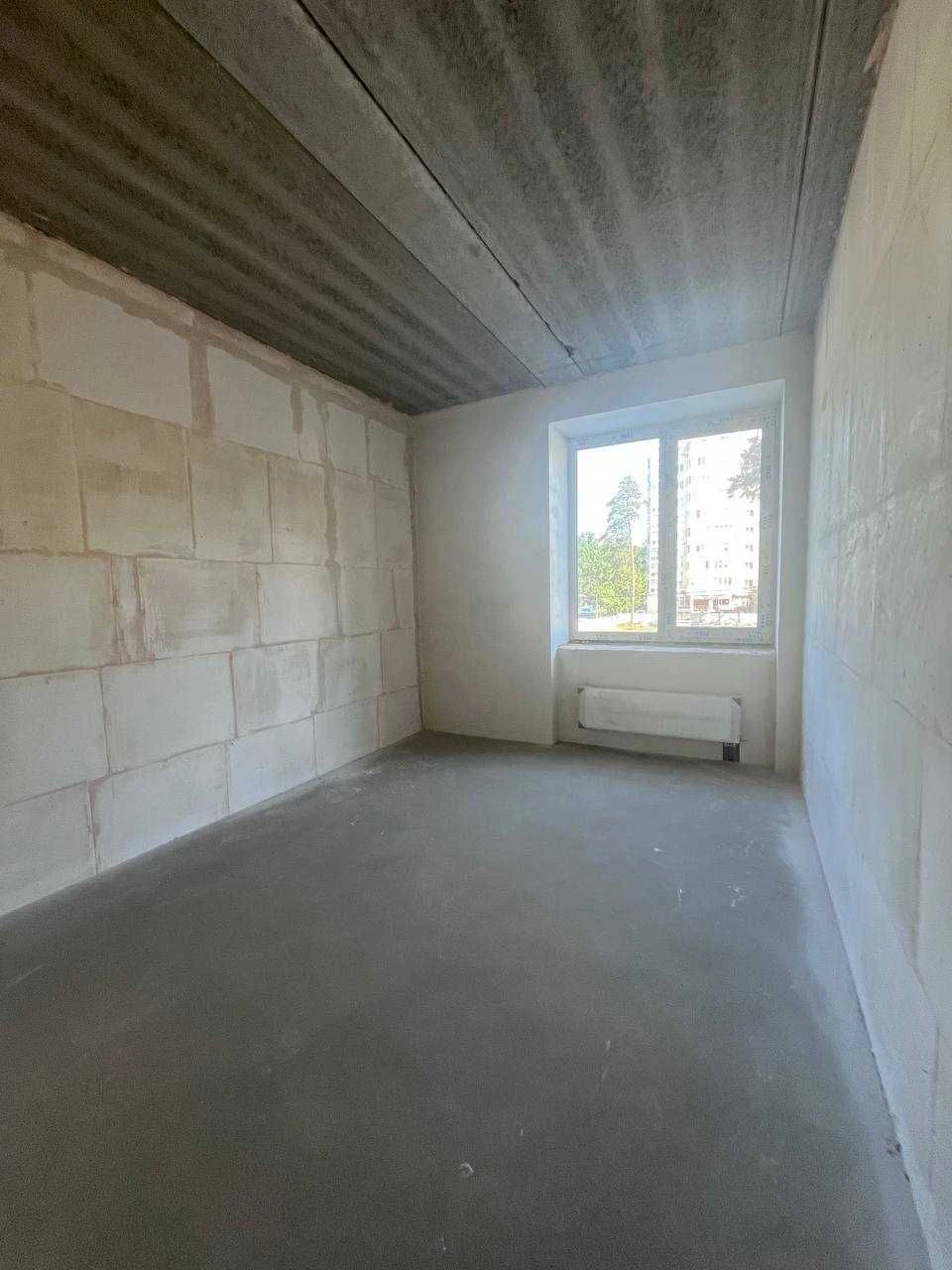 Spacious 2-bedroom apartment in the center of Irpin! Balcony