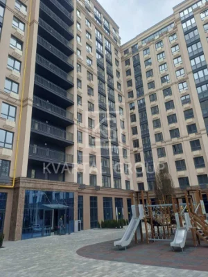 Spacious 2-bedroom apartment in the center of Irpin! Balcony