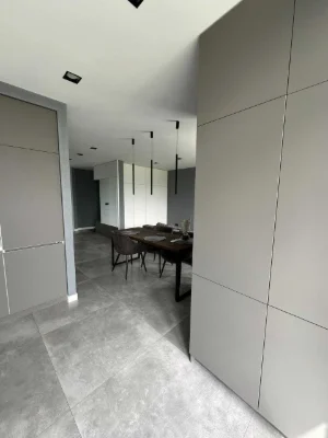 Designer 3-room apartment in the city center.