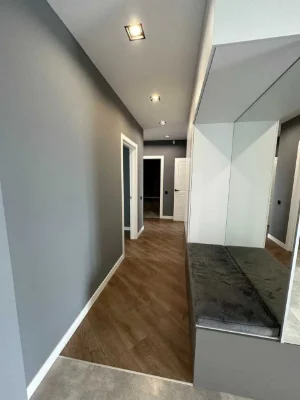 Designer 3-room apartment in the city center.