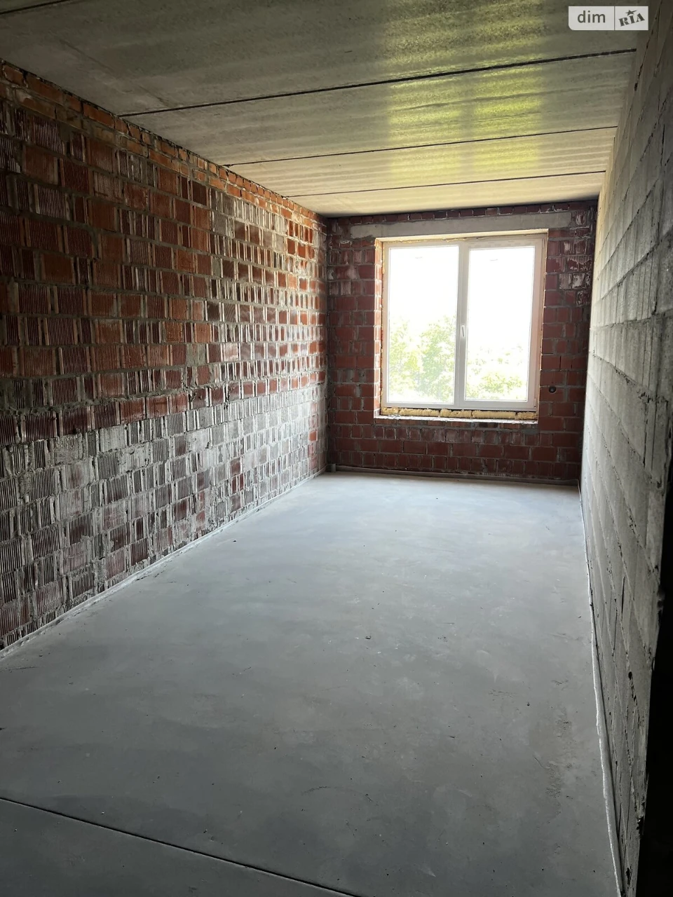 Apartment for Sale in Romanivka