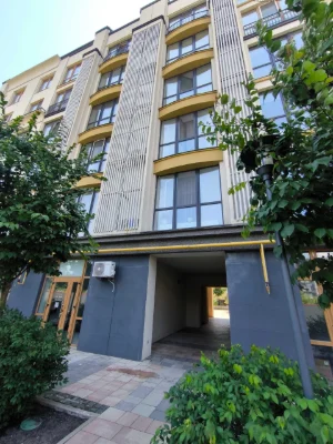 Продаж смарт-квартири 28,1 м² с балкой в ЖК «Бургундія».