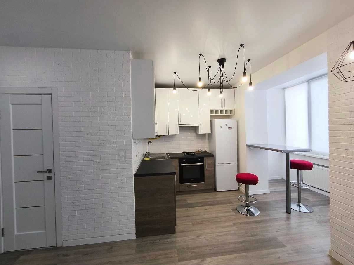 Sale of a stylish 1-bedroom apartment with a modern renovation in residential complex "Synergy 2"
