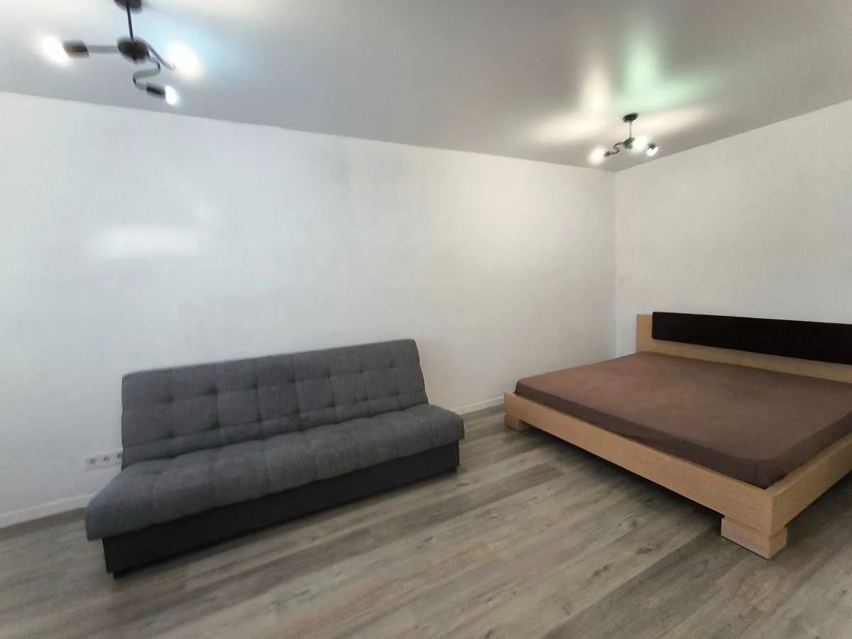 Sale of a stylish 1-bedroom apartment with a modern renovation in residential complex "Synergy 2"