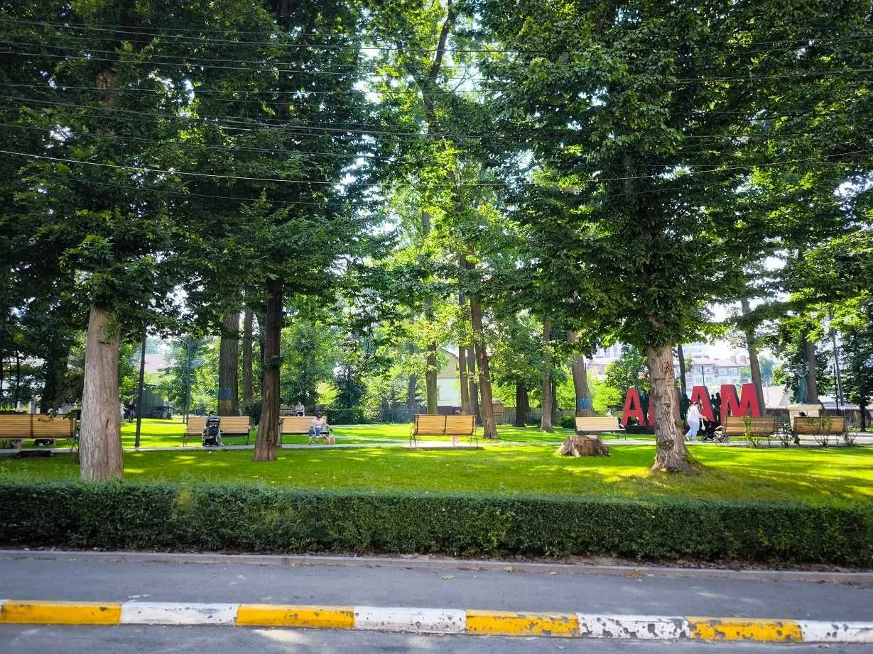 Sale of a stylish 1-bedroom apartment with a modern renovation in residential complex "Synergy 2"