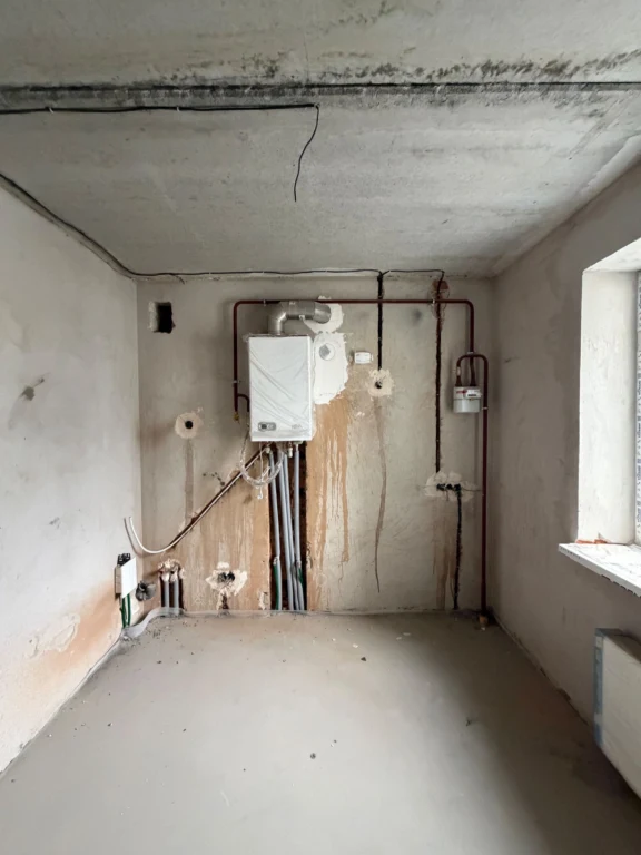 Sale of 1-bedroom apartment with partial renovation. Gas Heating!