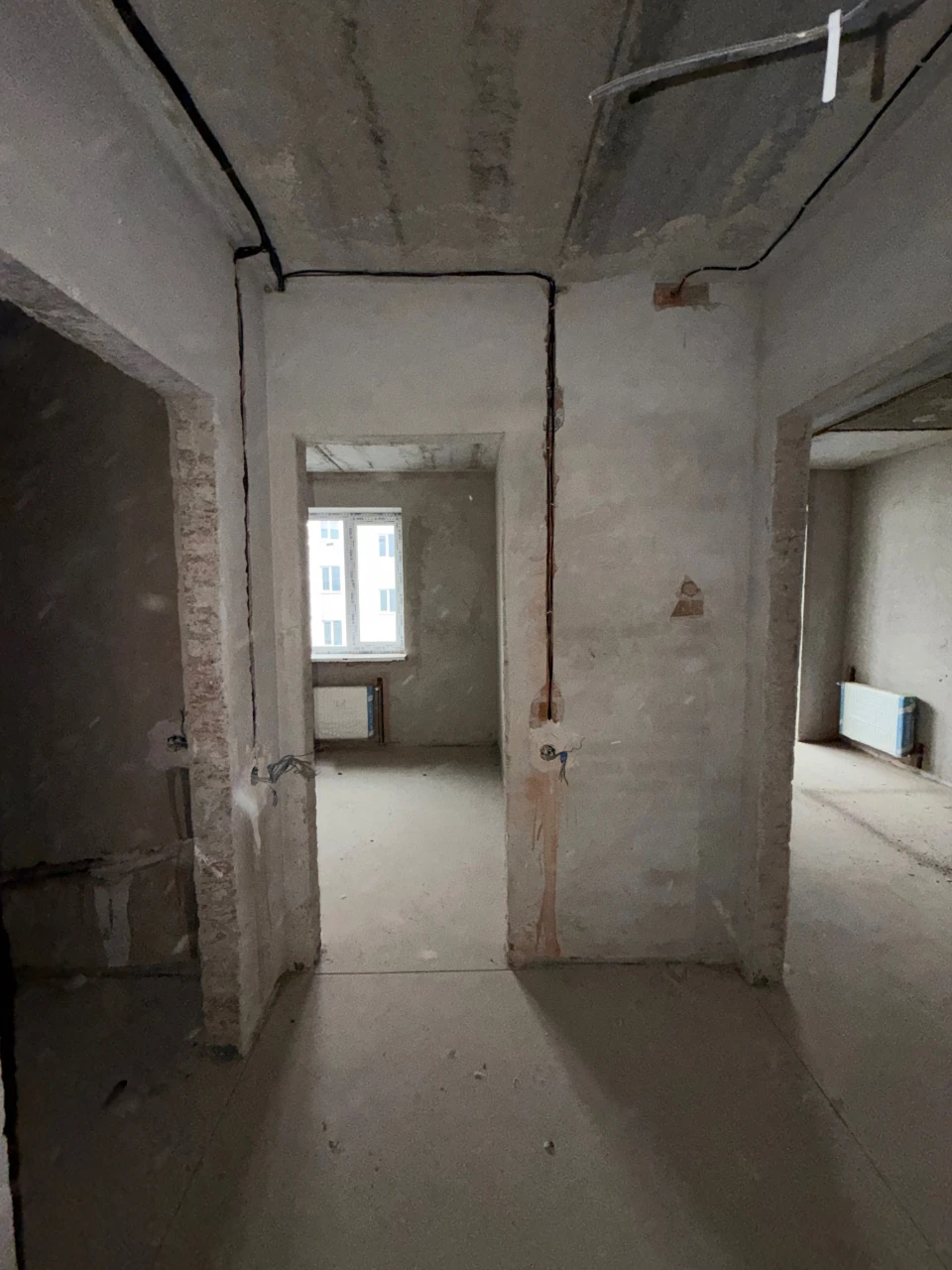 Sale of 1-bedroom apartment with partial renovation. Gas Heating!