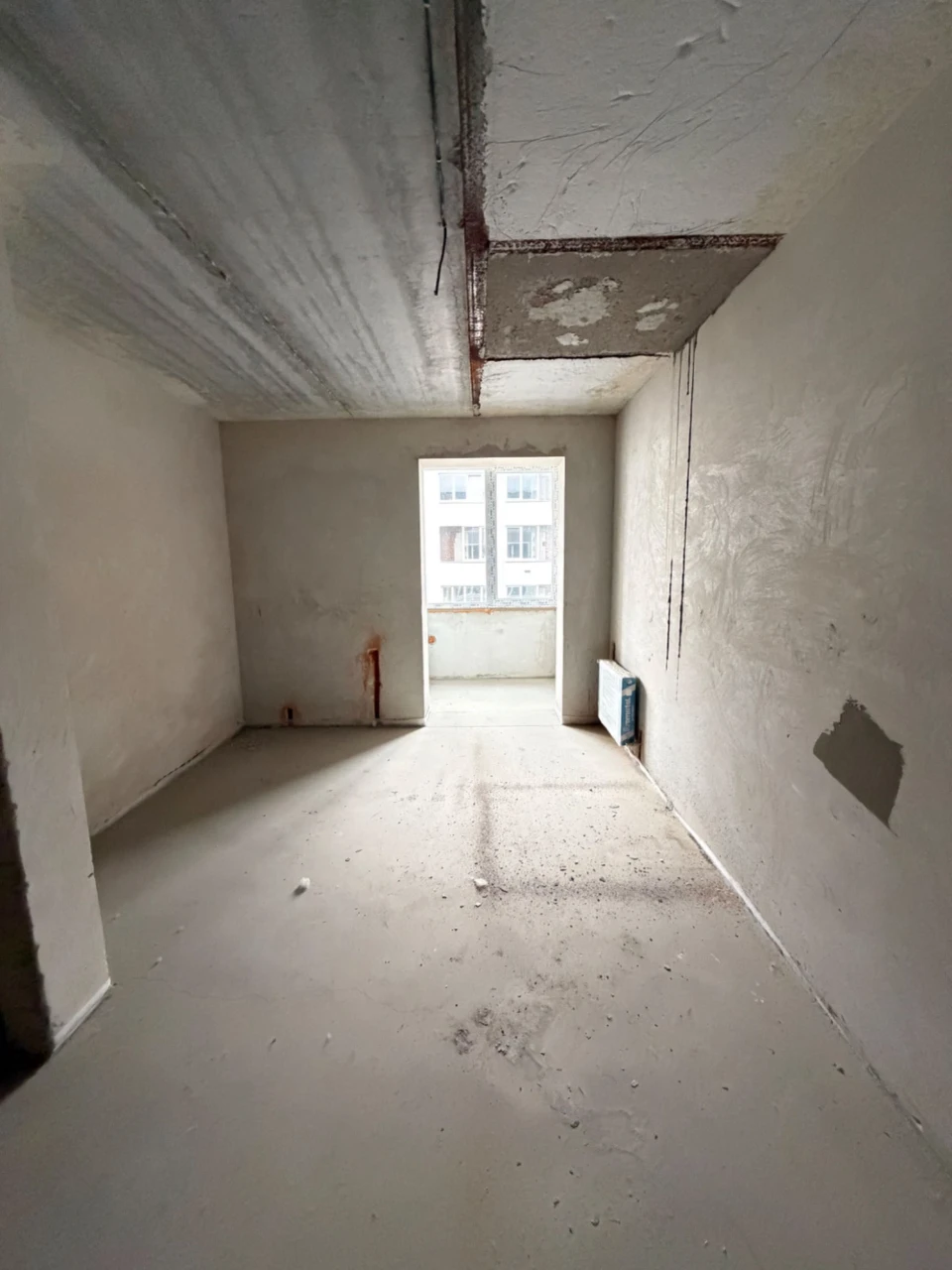 Sale of 1-bedroom apartment with partial renovation. Gas Heating!