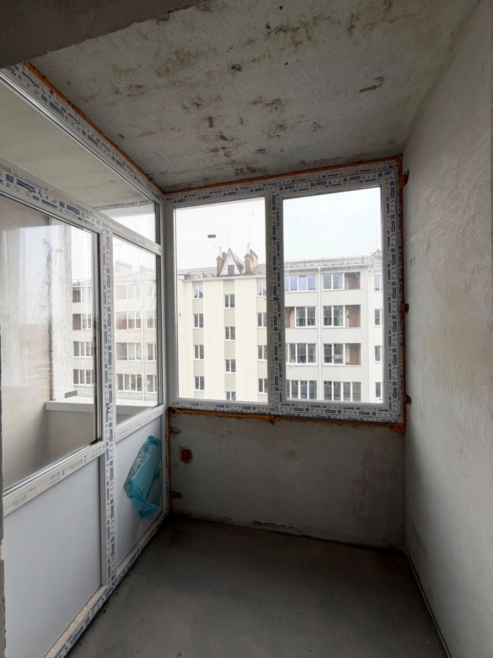 Sale of 1-bedroom apartment with partial renovation. Gas Heating!