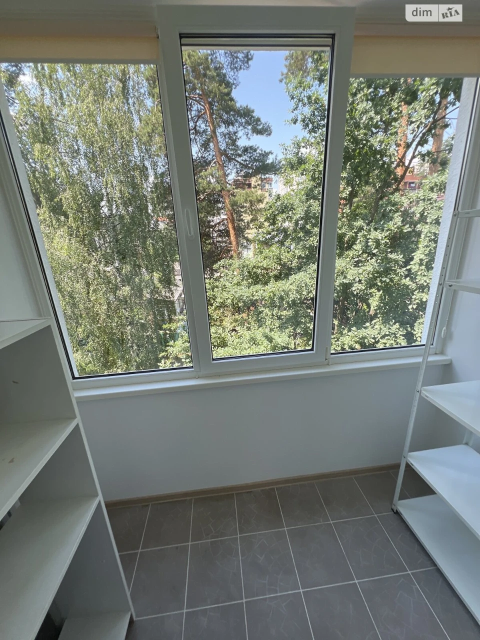 Apartment for Sale in Romanivka