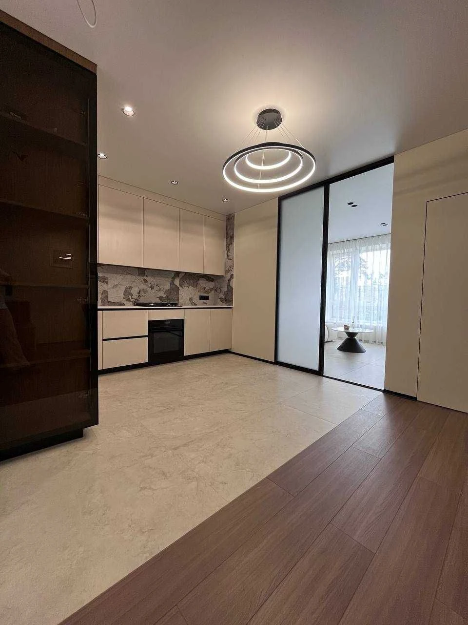 Spacious 3-bedroom apartment that you will fall in love with at first sight