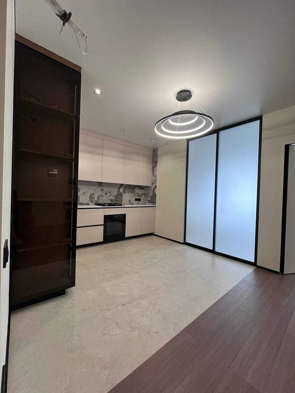 Spacious 3-bedroom apartment that you will fall in love with at first sight