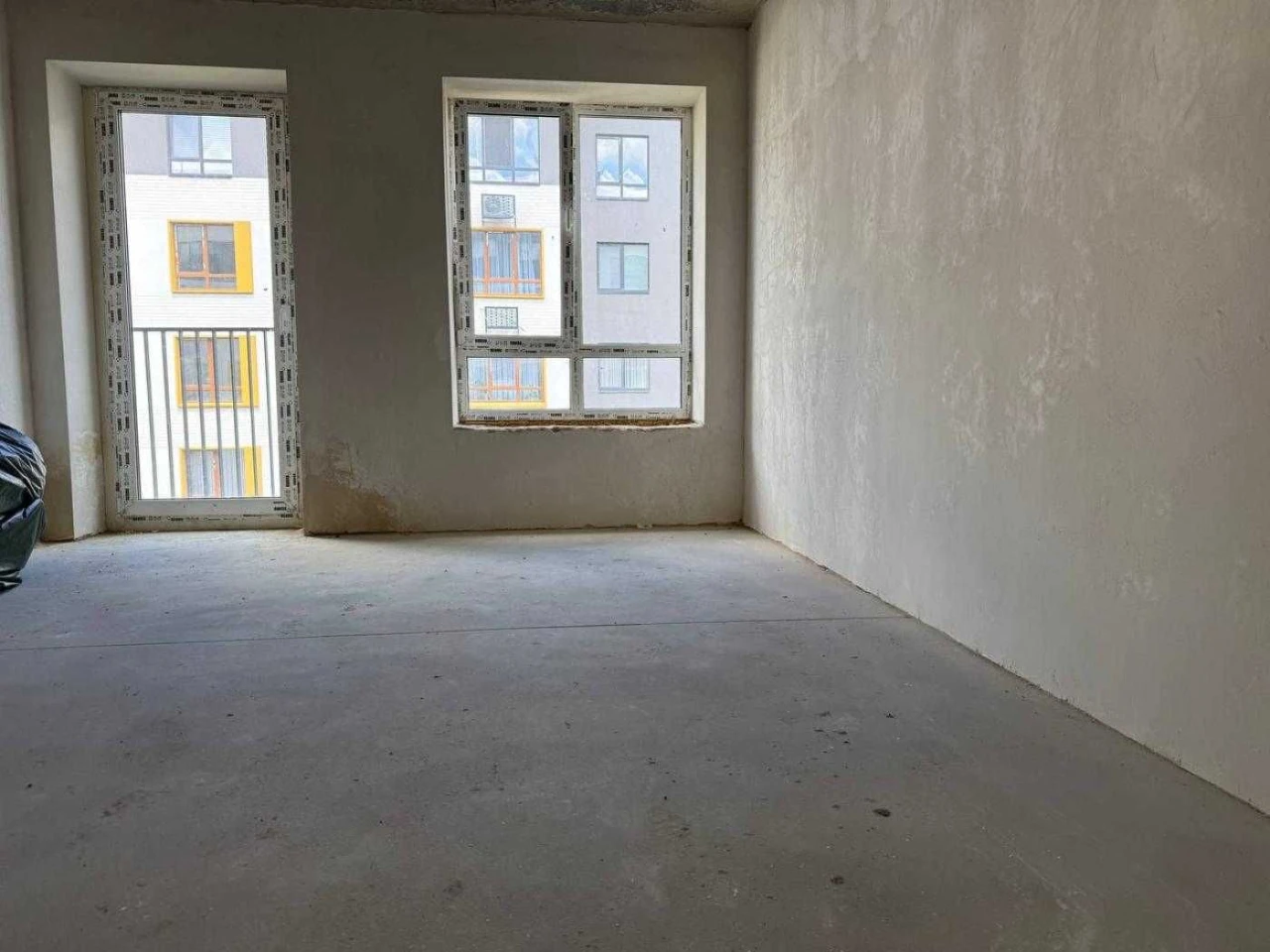 Apartment for Sale - Studio Apartment in Irpin