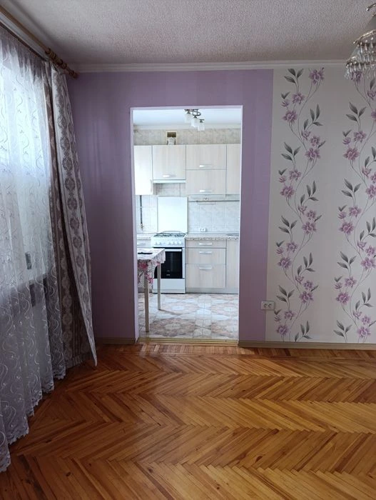 Продам 3 кім квартиру м. Студентська