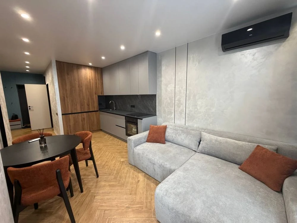 Apartment for sale with expensive renovation in ЖК Центральний 2