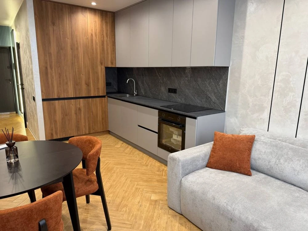 Apartment for sale with expensive renovation in ЖК Центральний 2