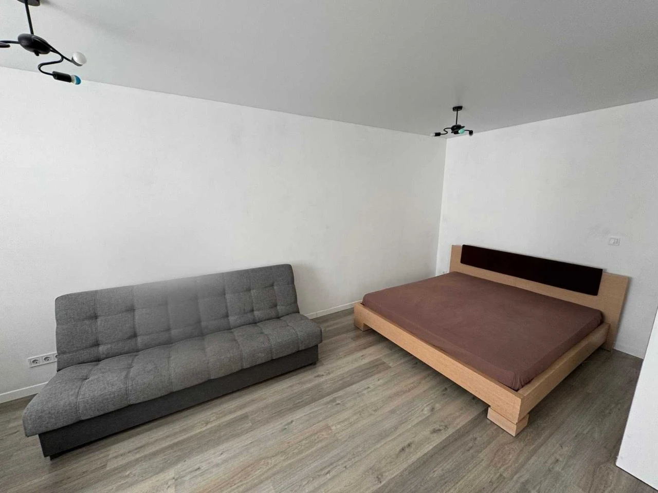 For Sale: 1-bedroom apartment in a good condition