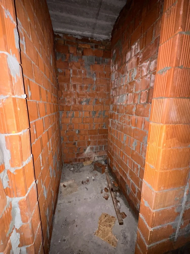 2-room apartment, double exposure to park and forest! Advantageous