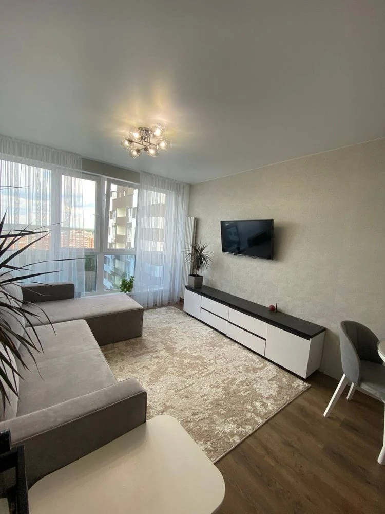 No commission! State programs - Yes. Spacious 1-bedroom apartment
