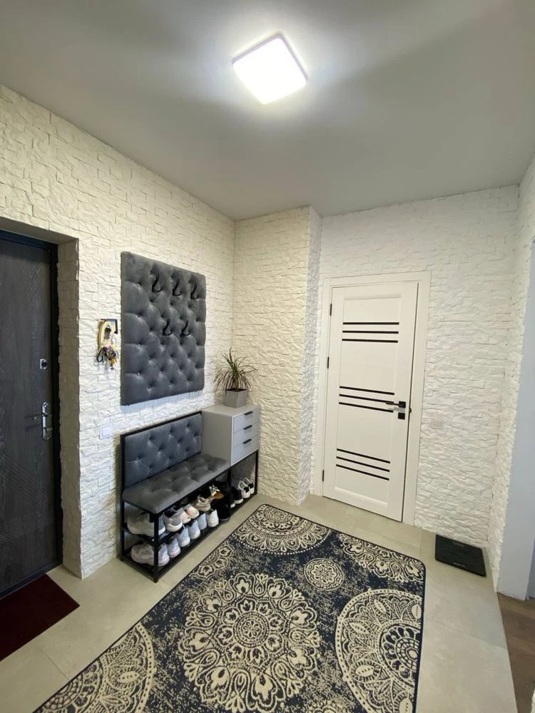 No commission! State programs - Yes. Spacious 1-bedroom apartment