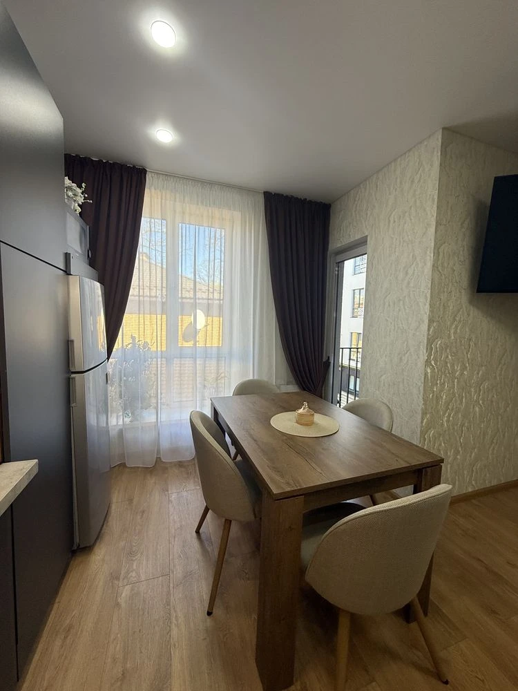 No commission! Certificate! Voucher! Resolution! Stylish apartment