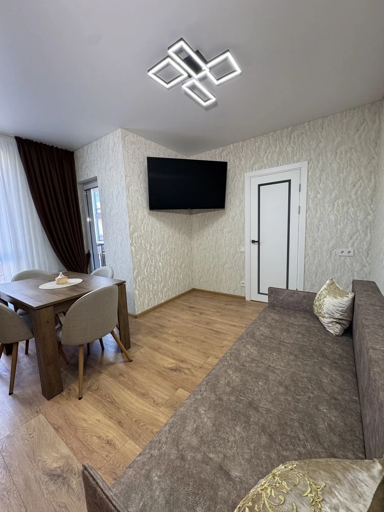 No commission! Certificate! Voucher! Resolution! Stylish apartment