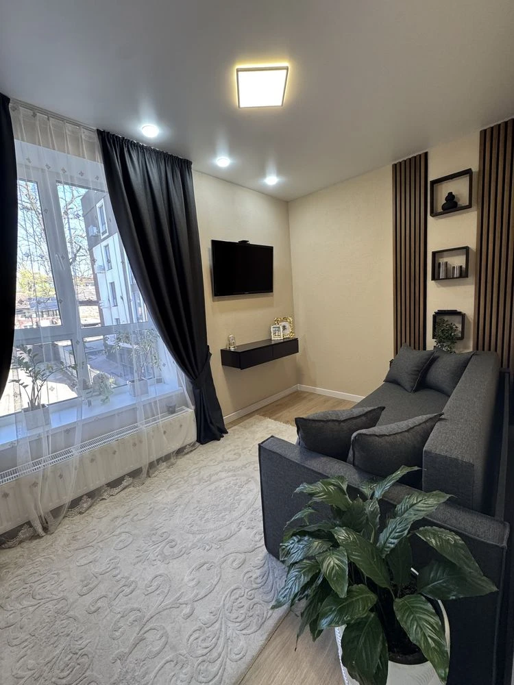 No commission! Certificate! Voucher! Resolution! Stylish apartment