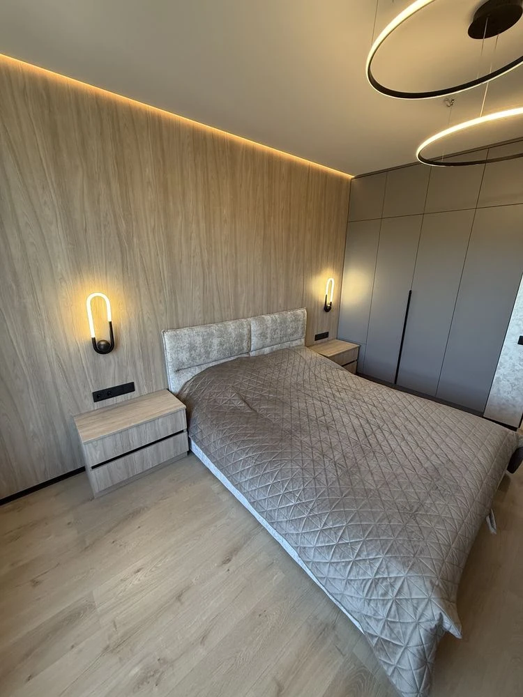 Apartment with designer renovation! View of the forest