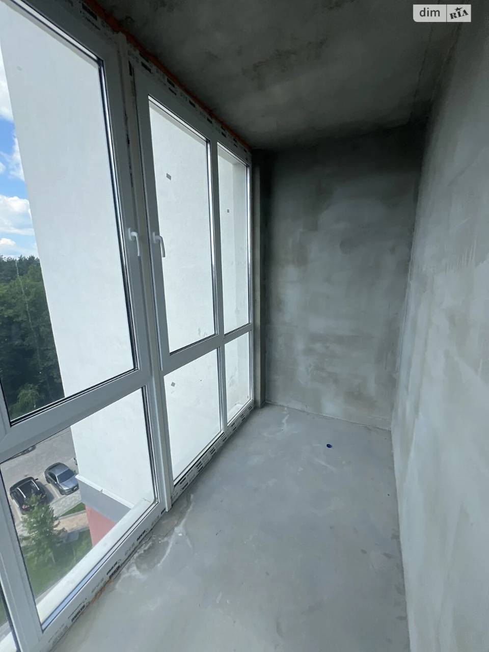 Apartment for Sale in Romanivka