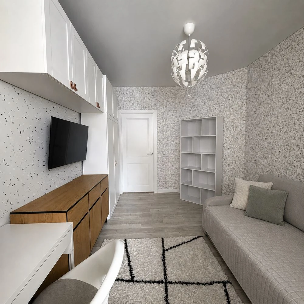 Central Park 2%, Gas! Real Apartment