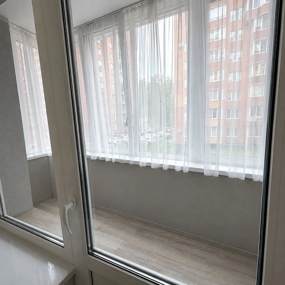 Central Park 2%, Gas! Real Apartment