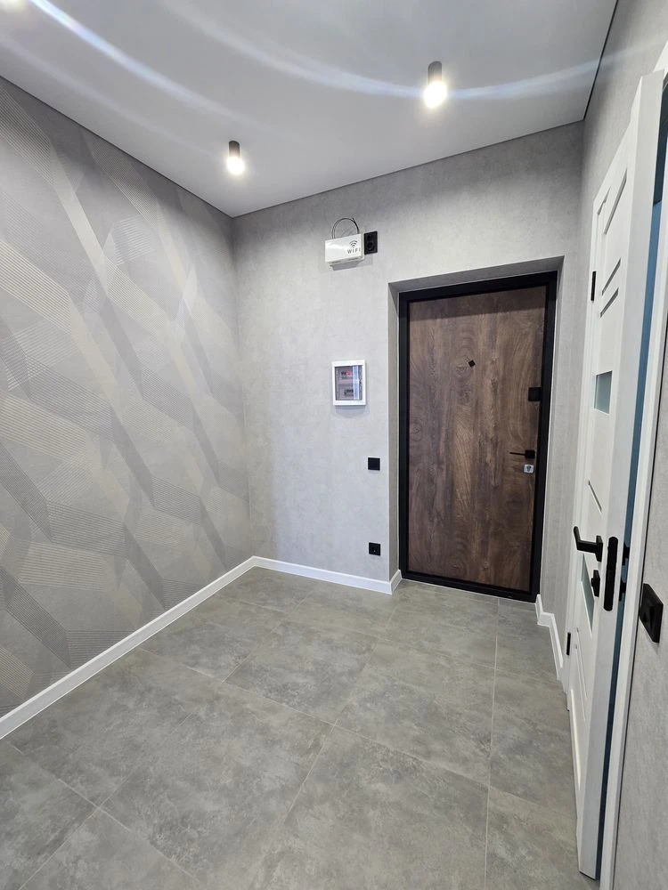 1 apartment with renovation, Irpin City Residence, new renovation, never lived in! Low price.
