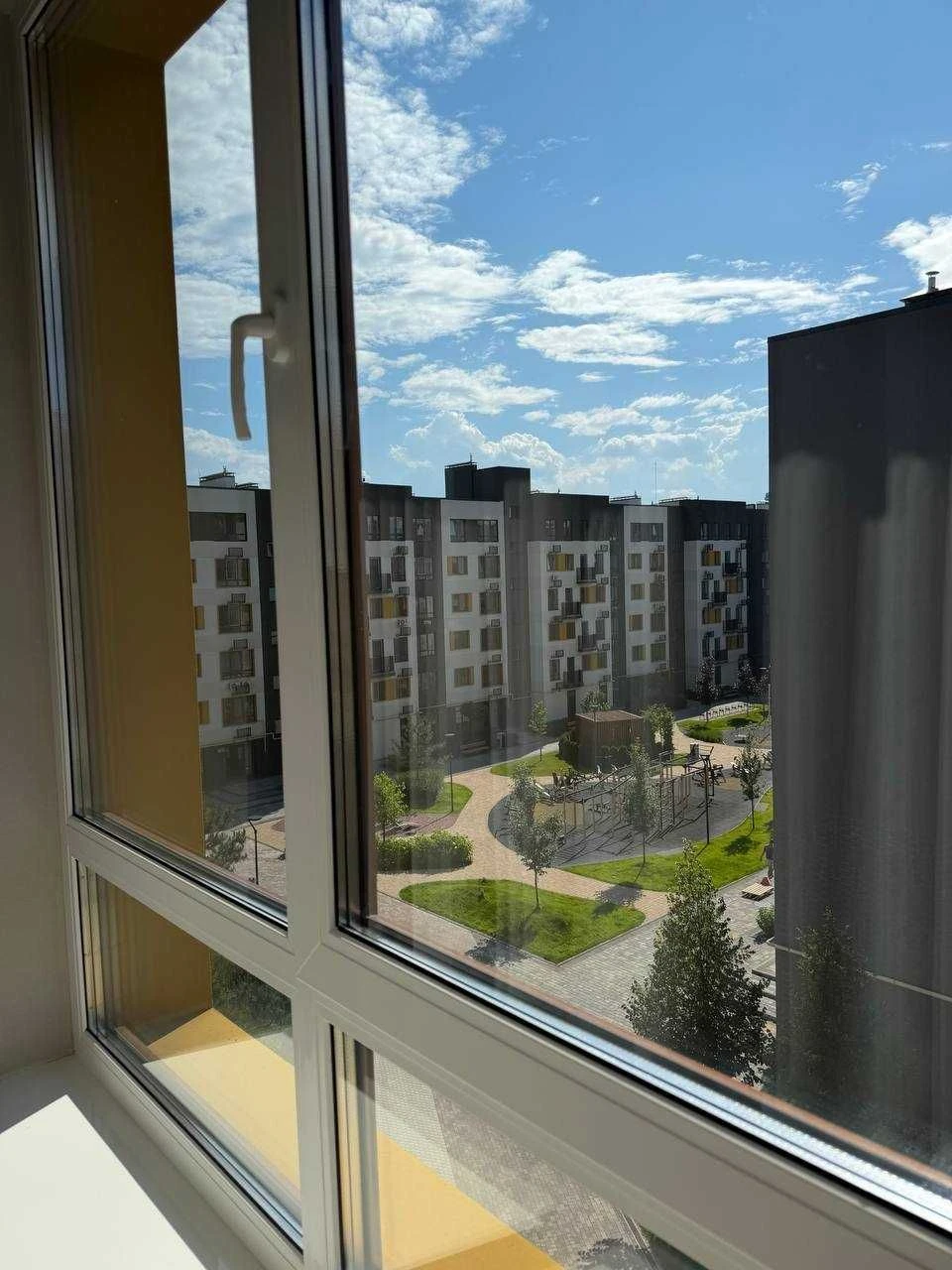 Sale from owner, modern 2-bedroom apartment in Irpin
