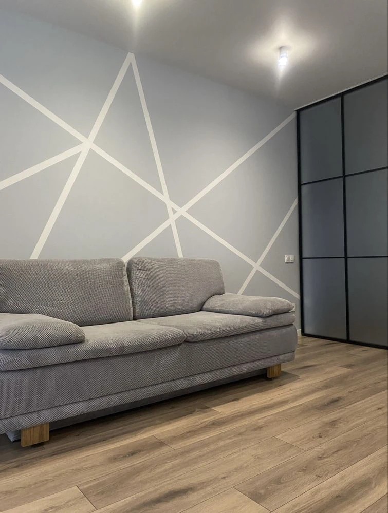 Large Euro 3-room apartment 76m2, tax 2%, gas!