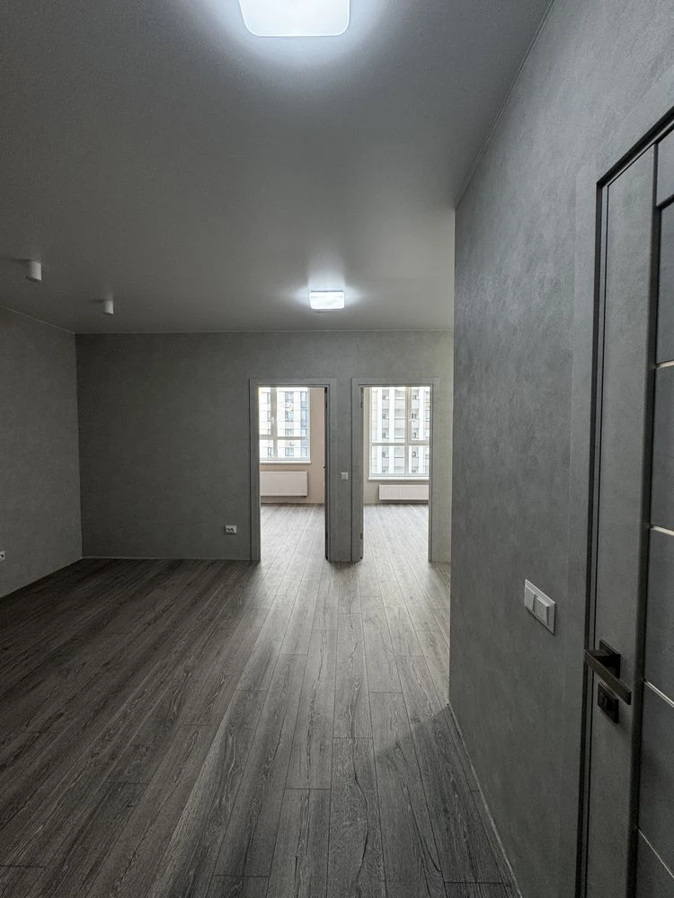 Urgent! 2-room apartment for sale in Park Central