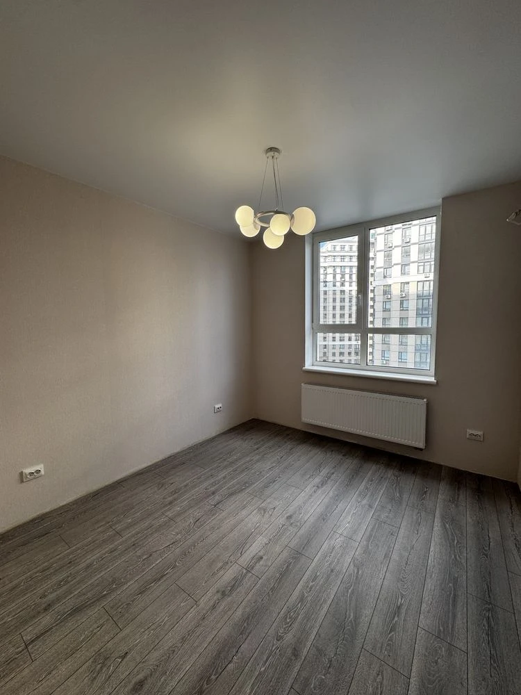 Urgent! 2-room apartment for sale in Park Central