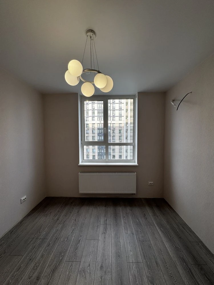 Urgent! 2-room apartment for sale in Park Central