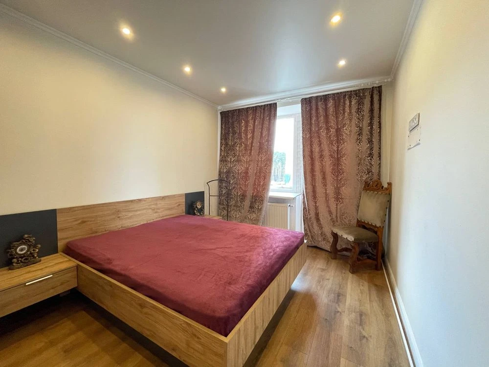 Three-bedroom apartment with a terrace in Irpin! Central Park!