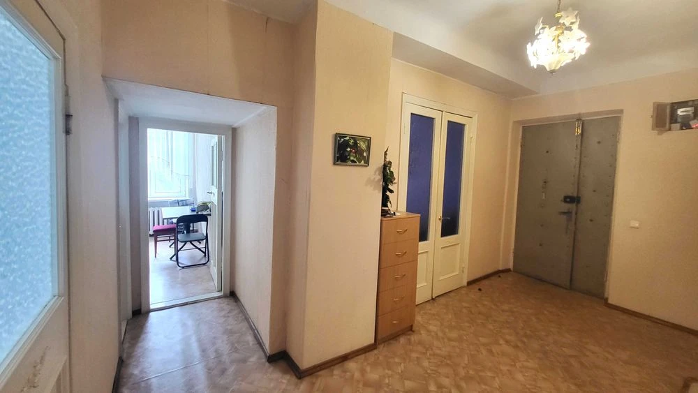 Продажа 2-х к.кв. ул. Валерия Лабоновского дом. 19, 3-й эт