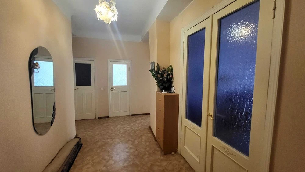 Продажа 2-х к.кв. ул. Валерия Лабоновского дом. 19, 3-й эт