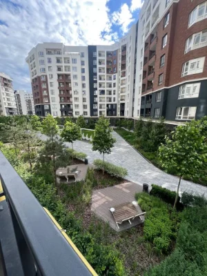 Продажа 1-комнальной квартиры в ЖК "Синергия Сити", новый стильный ремонт