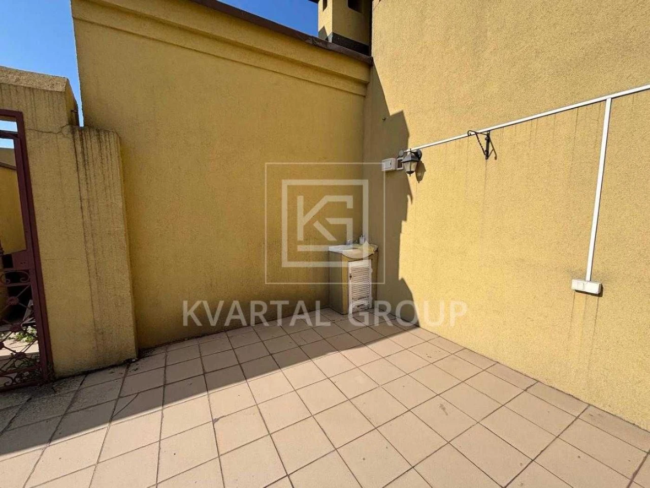Studio apartment with balcony in the Versailles residential complex DERZHPROGRAMI TAK