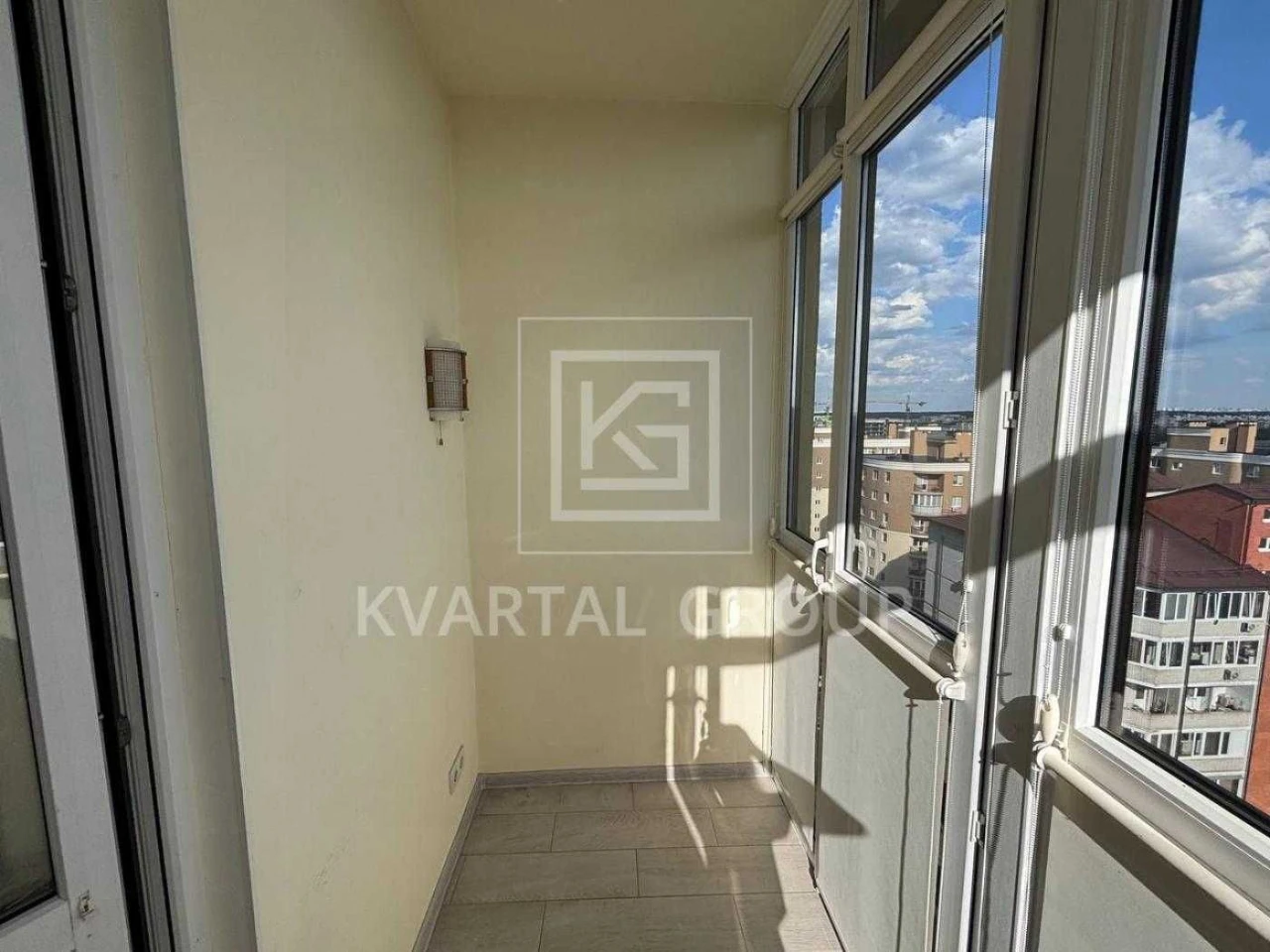 Studio apartment with balcony in the Versailles residential complex DERZHPROGRAMI TAK