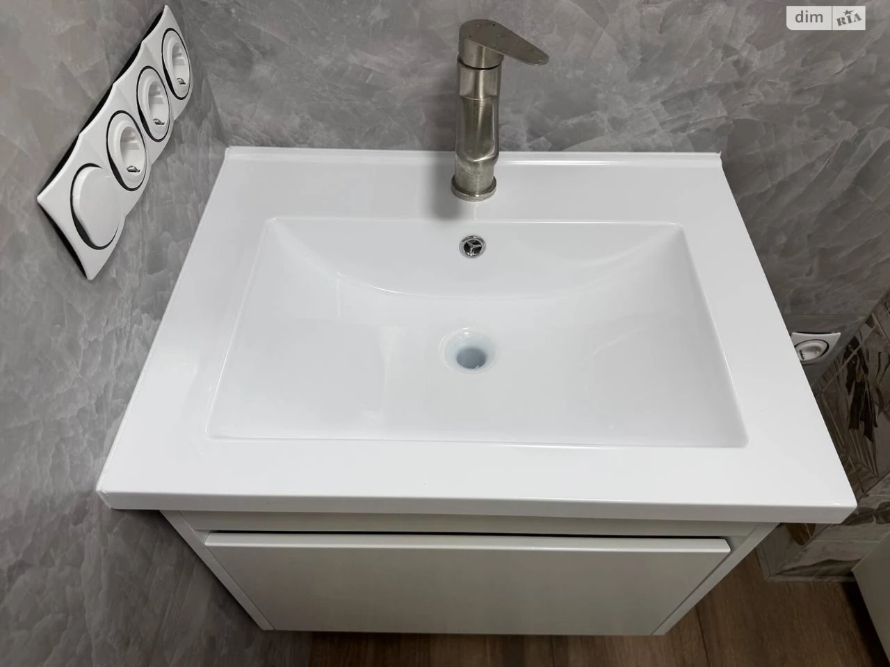 Продажа Квартира Романівка