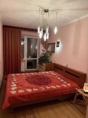 Без % Продам 3-комн. Приречная ул. 27, 65 м. кв