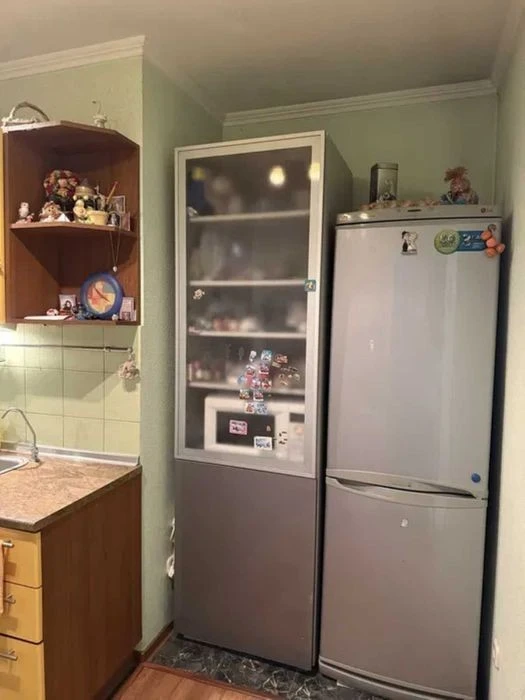 Без % Продам 3-комн. Приречная ул. 27, 65 м. кв