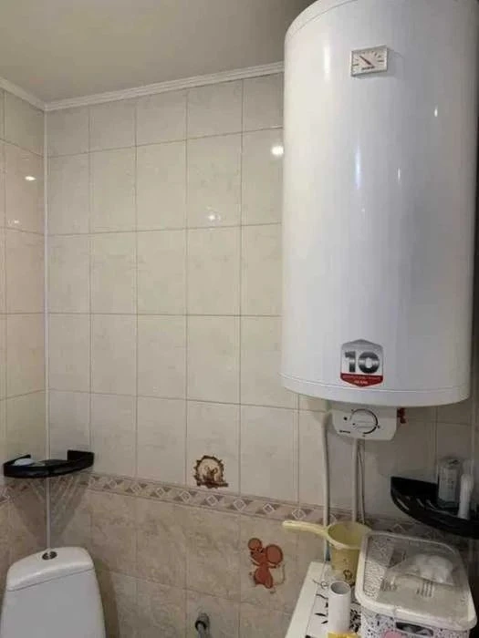 Без % Продам 3-комн. Приречная ул. 27, 65 м. кв