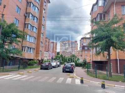 For Sale, 35 sq m Apartment with Modern Renovation in Irpin near the Center