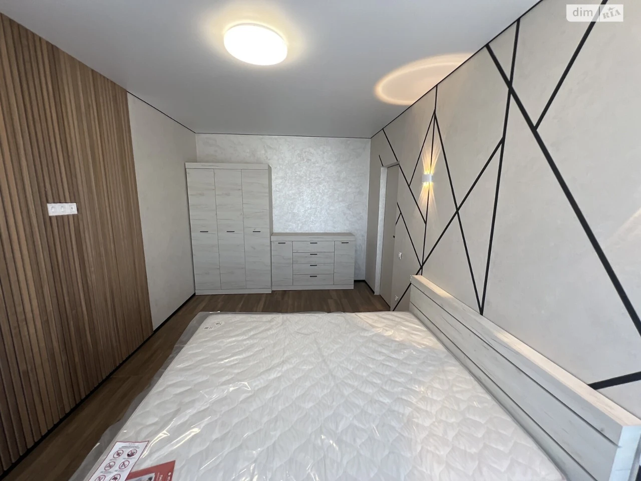 Продаж Квартира Романівка
